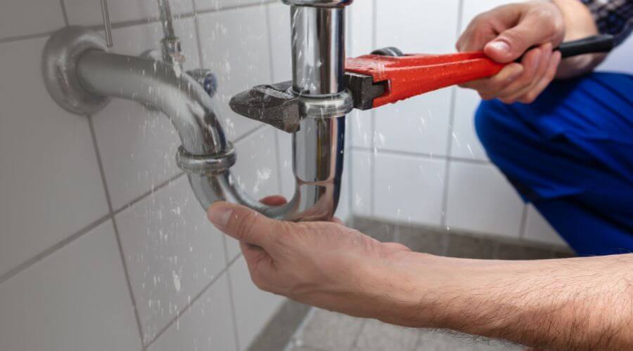 Local tankless water heater installation in Manchester, IL